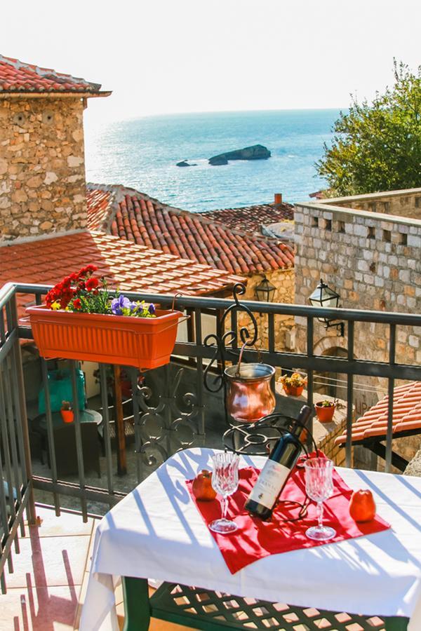 Bed and Breakfast Sunset Old Town Улцинь Экстерьер фото