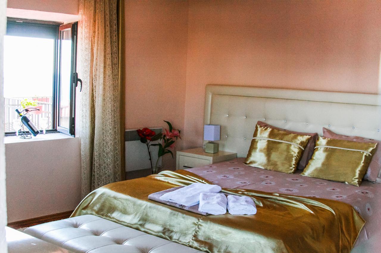 Bed and Breakfast Sunset Old Town Улцинь Экстерьер фото