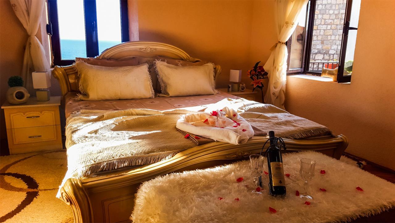 Bed and Breakfast Sunset Old Town Улцинь Экстерьер фото